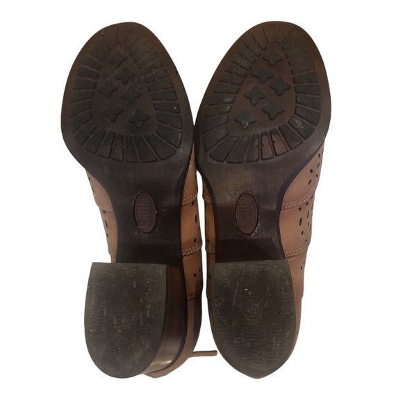 Sofft Leather Wyoming Tan Laser Cut Stacked Heel Ankle Boot Women’s Size 10 - Picture 7 of 10